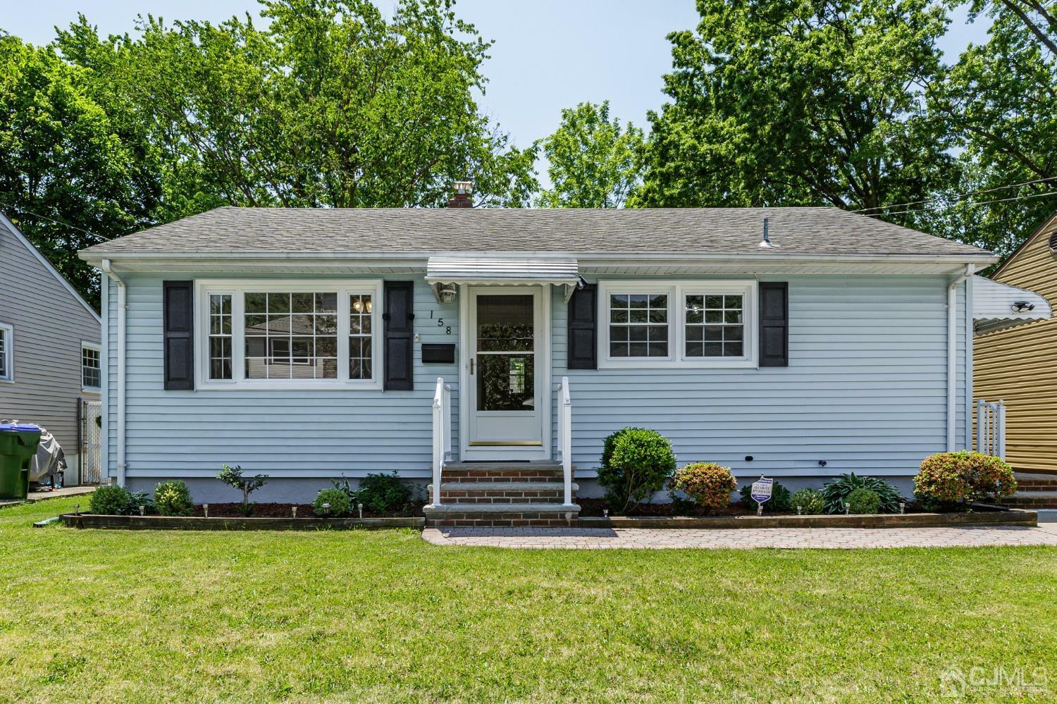 Property Photo:  158 Orange Street  NJ 08817 