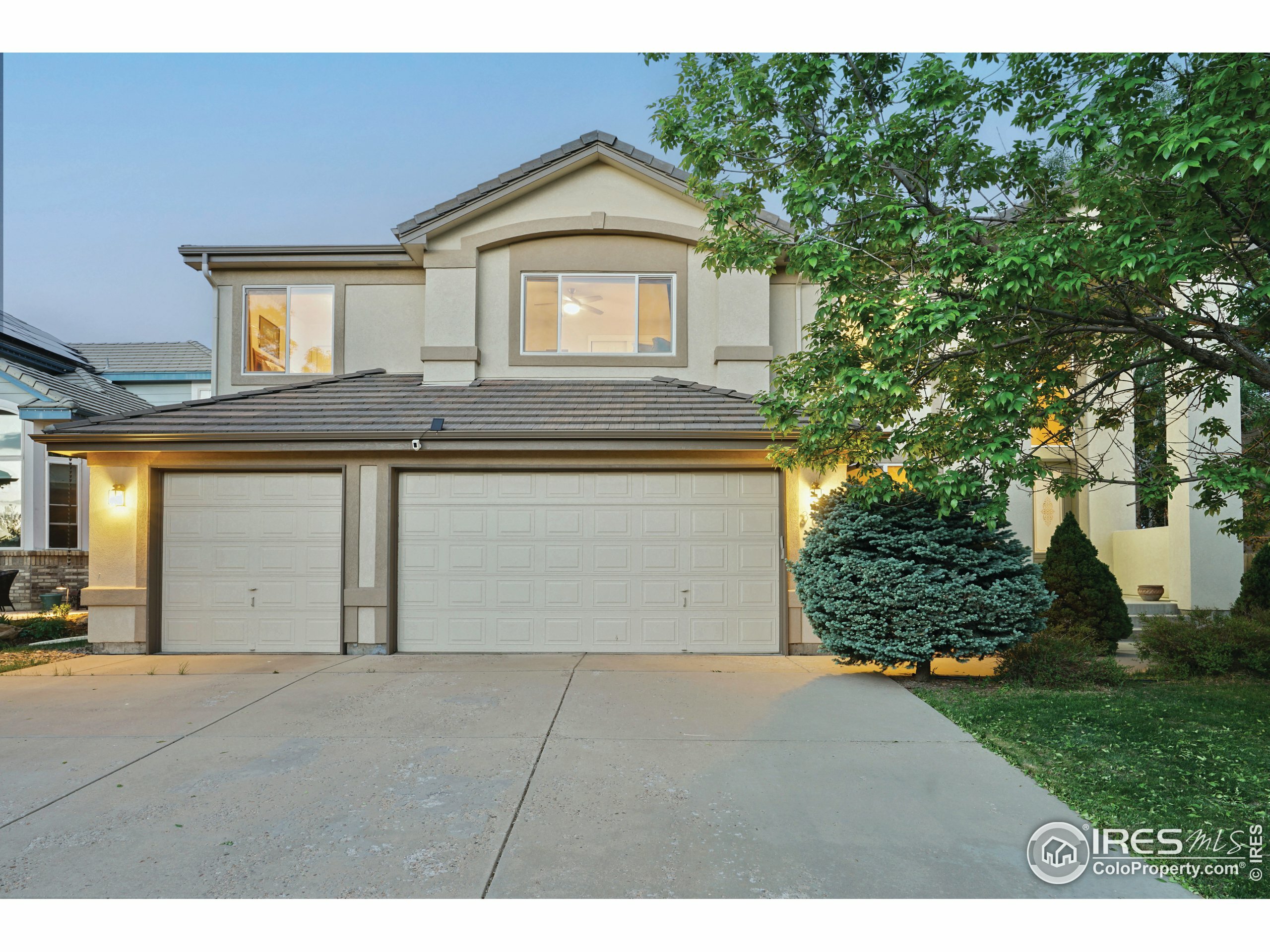Property Photo: 3025 Mica Ct CO 80027