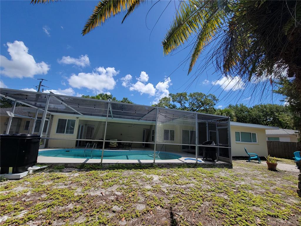 Property Photo: 6536 Peacock Road FL 34242