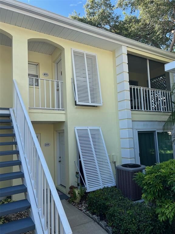 Property Photo:  439 Cerromar Lane 411  FL 34293 