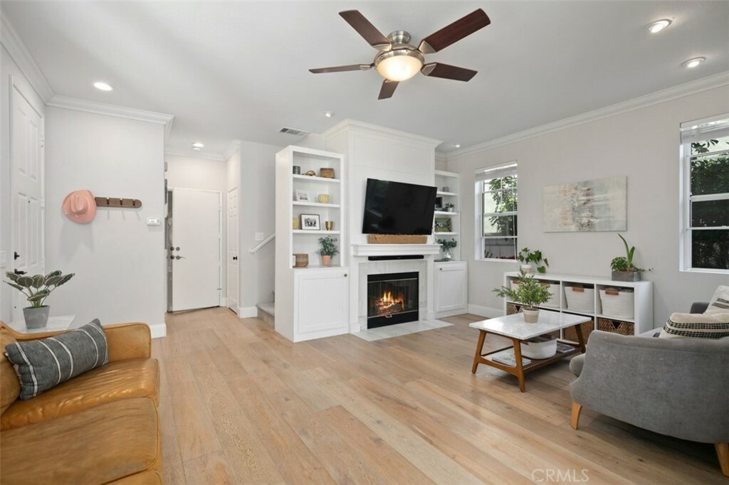 Property Photo:  27 Woodcrest Lane 12  CA 92656 