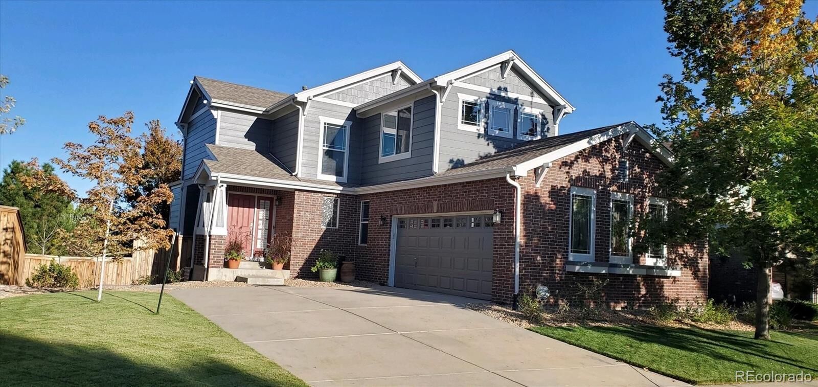 Property Photo: 4812 S Fultondale Way CO 80016