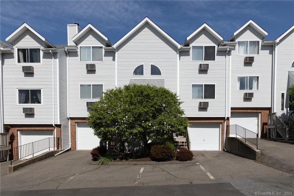 Property Photo: 925 Oronoke Road 26D CT 06708