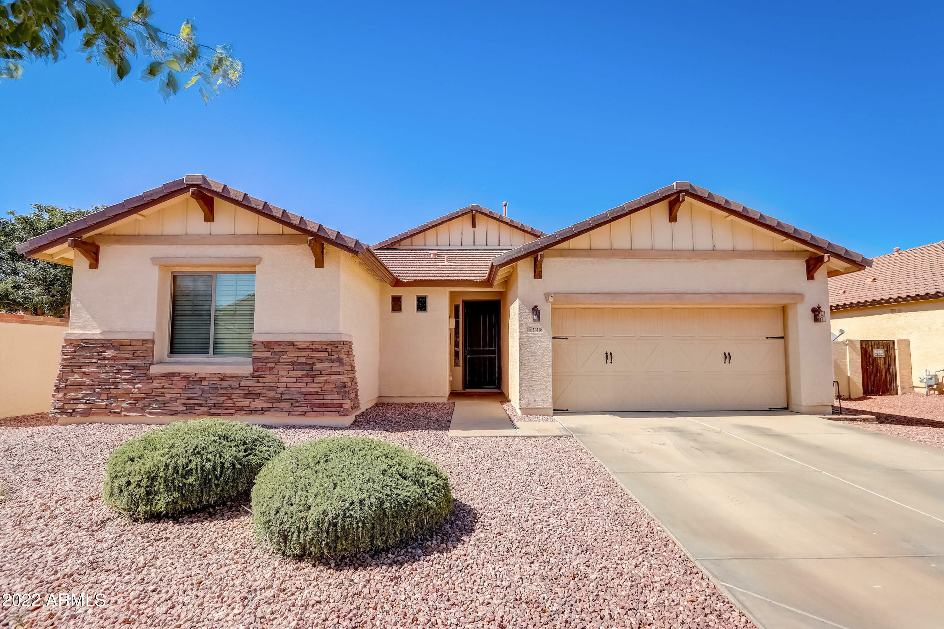Property Photo: 14118 W Windrose Drive AZ 85379