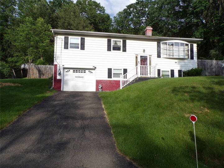 76 N Sunset Drive  Kirkwood NY 13795 photo