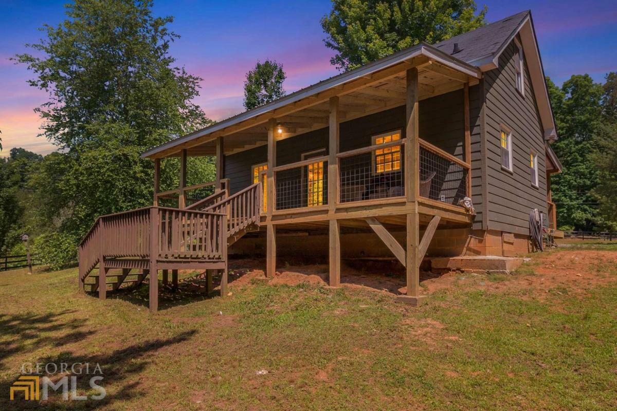 Property Photo: 748 Turtle Ridge Road GA 30536