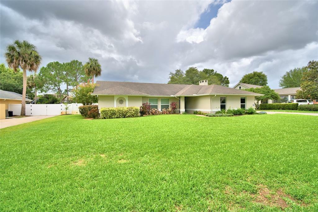 Property Photo:  405 Horseshoe Lane  FL 33881 