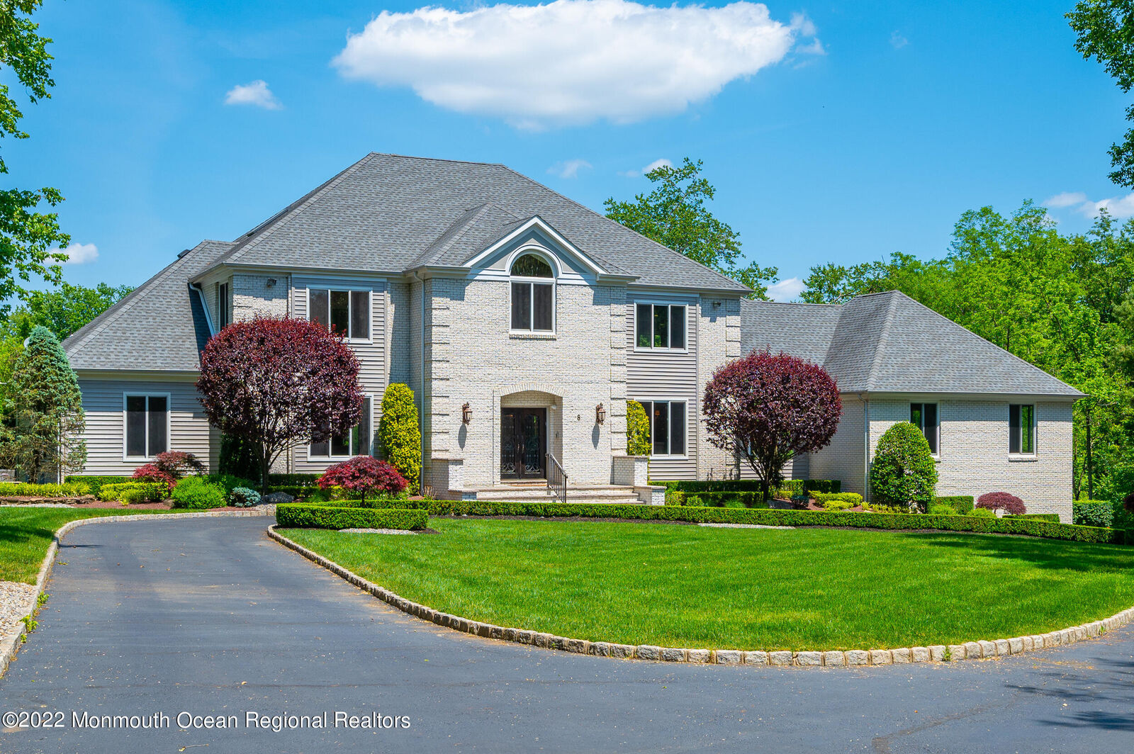 Property Photo:  8 Taylor Lake Court  NJ 07726 