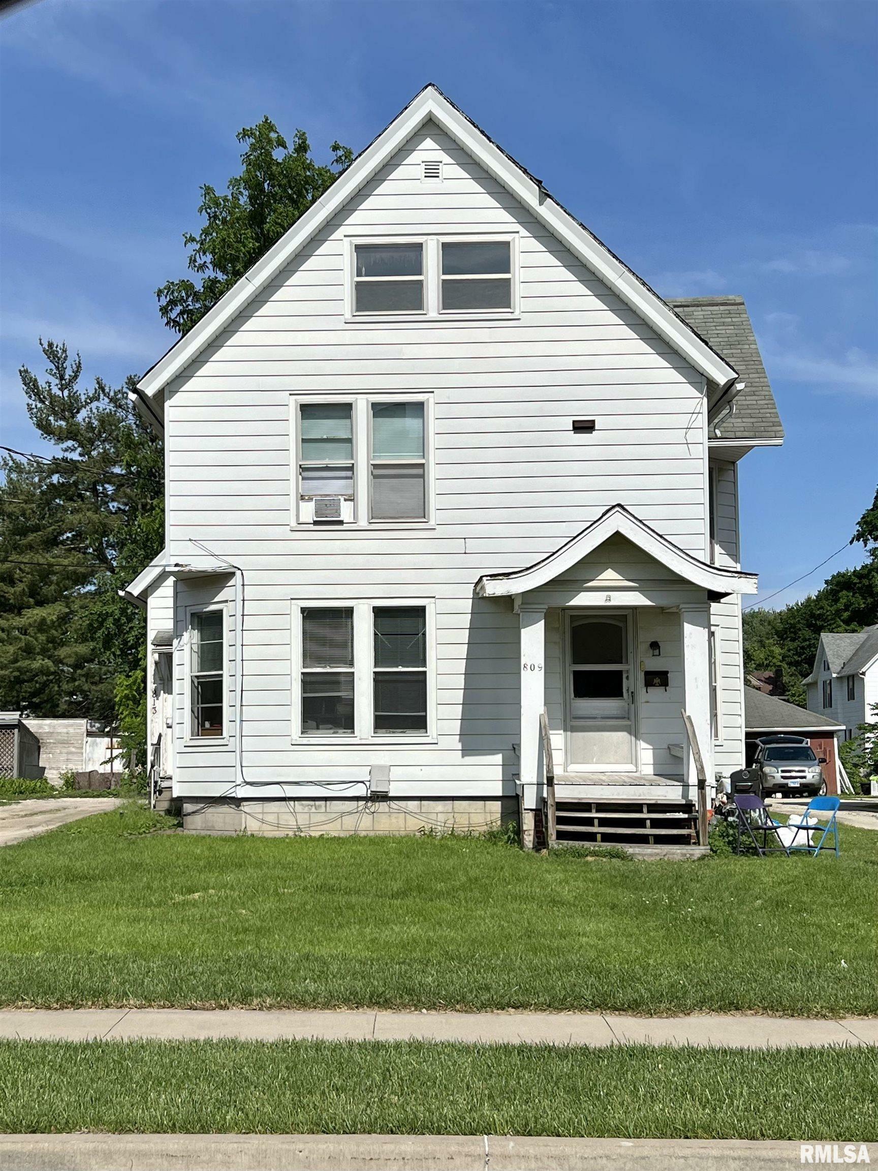 Property Photo:  809 N Seminary  IL 61401 