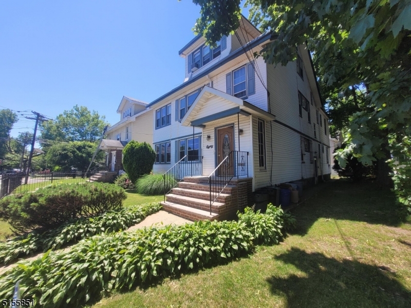 Property Photo:  78 Weequahic  NJ 07112 