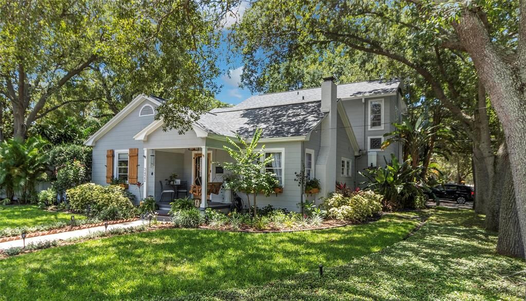 Property Photo:  3422 W Barcelona Street  FL 33629 
