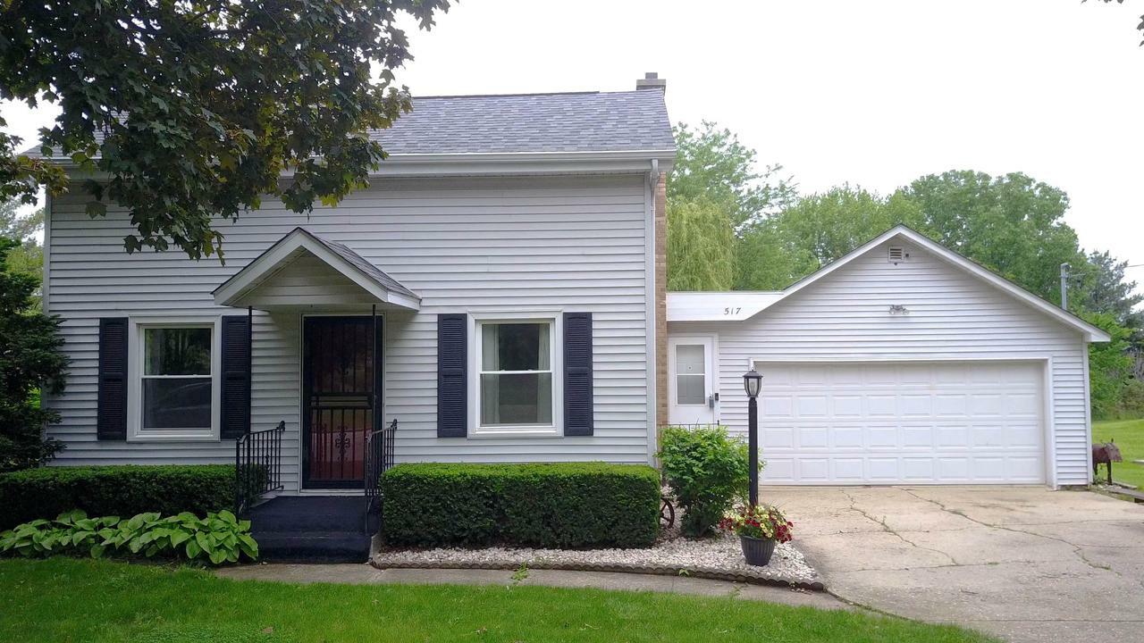 Property Photo:  517 East Beloit St  WI 53576 