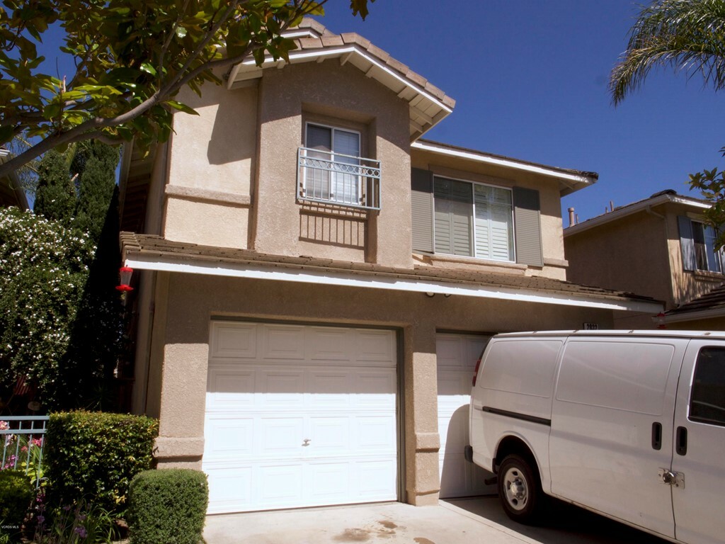 Property Photo:  2032 Avila Place  CA 93036 