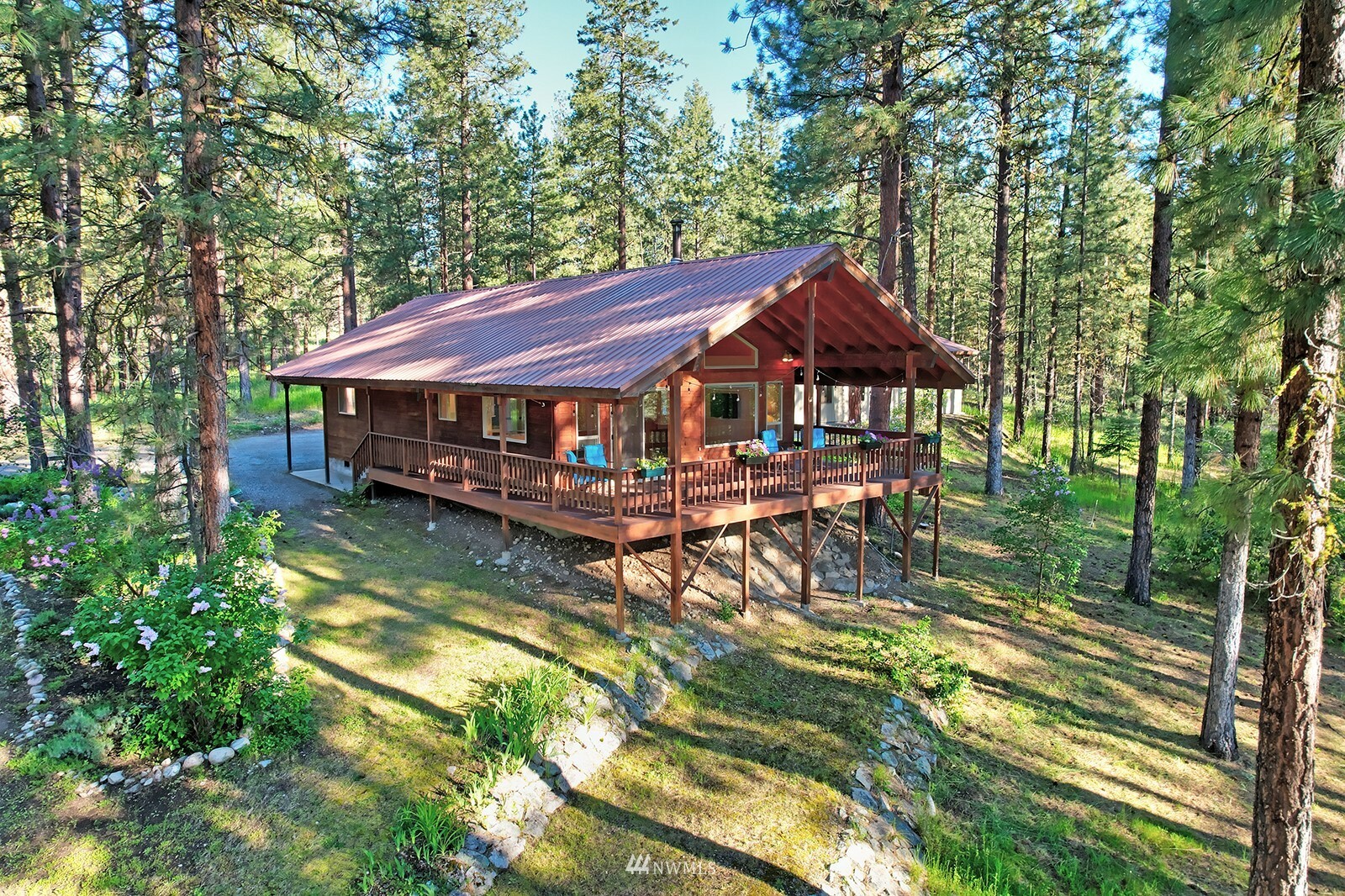 Property Photo: 325 Twin Lakes Road WA 98862
