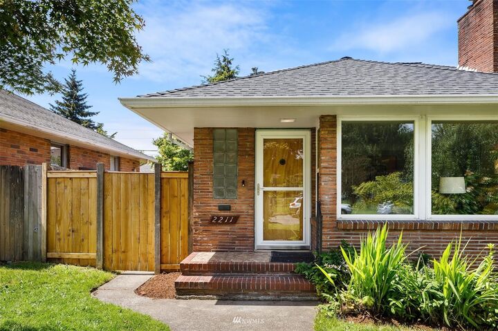 Property Photo: 2211 45th Avenue SW WA 98116