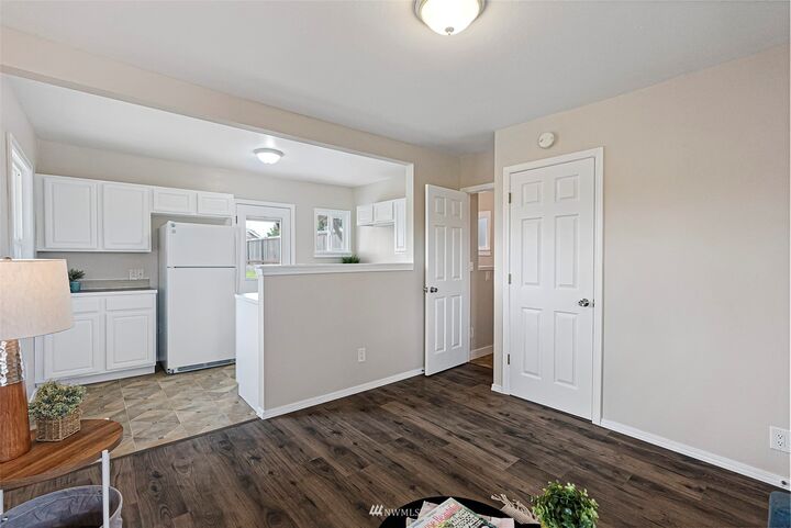 Property Photo: 404 S 52nd Street WA 98408