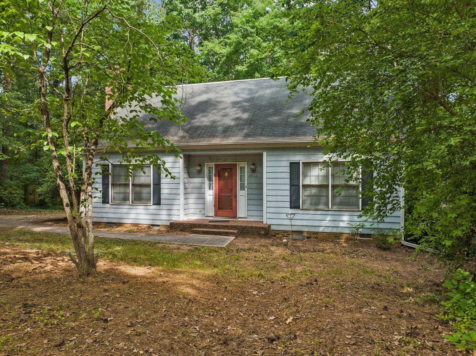 Property Photo: 2916 Scuppernong Lane NC 27703