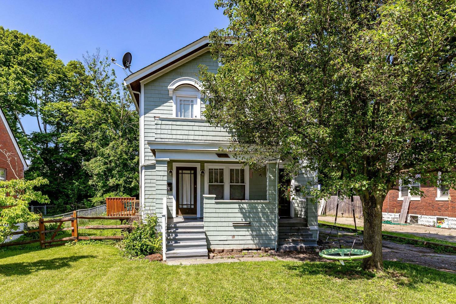 Property Photo: 6855 Park Ave OH 45236