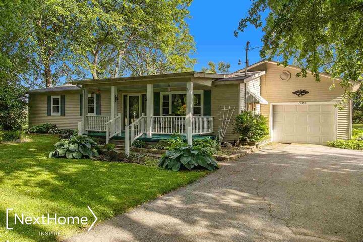 1623 W Verne  Burt MI 48417 photo