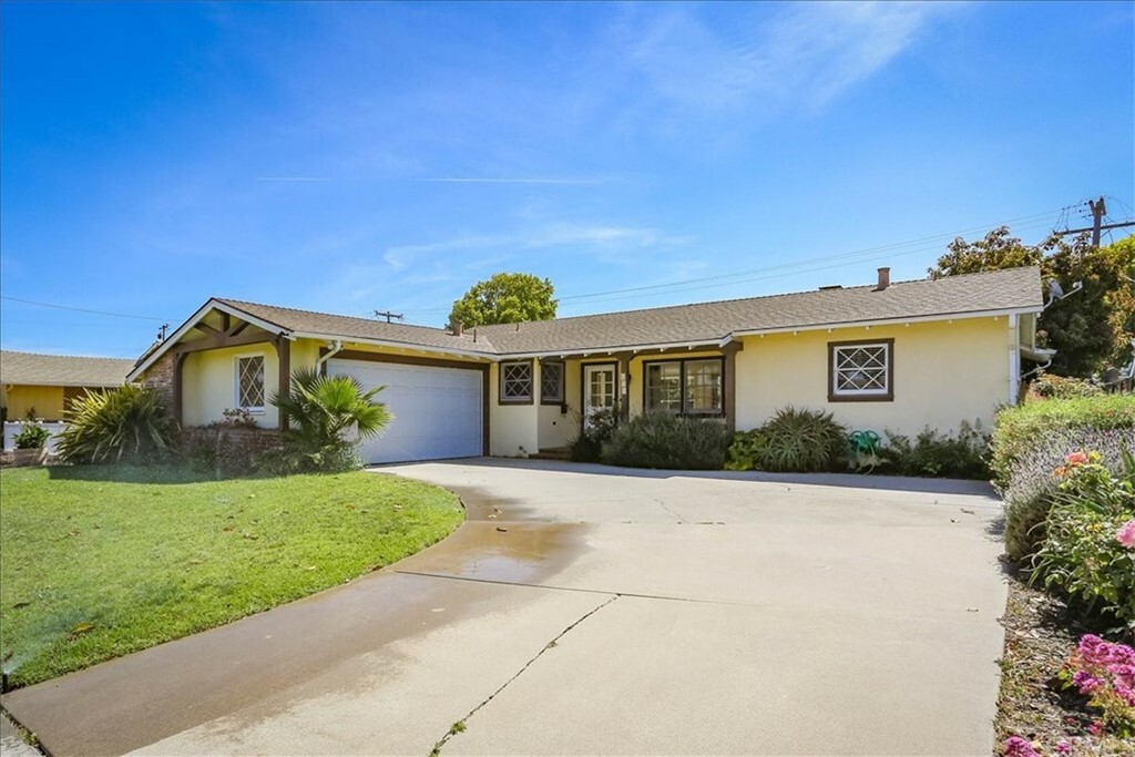 Property Photo:  618 S Lucas Drive  CA 93454 