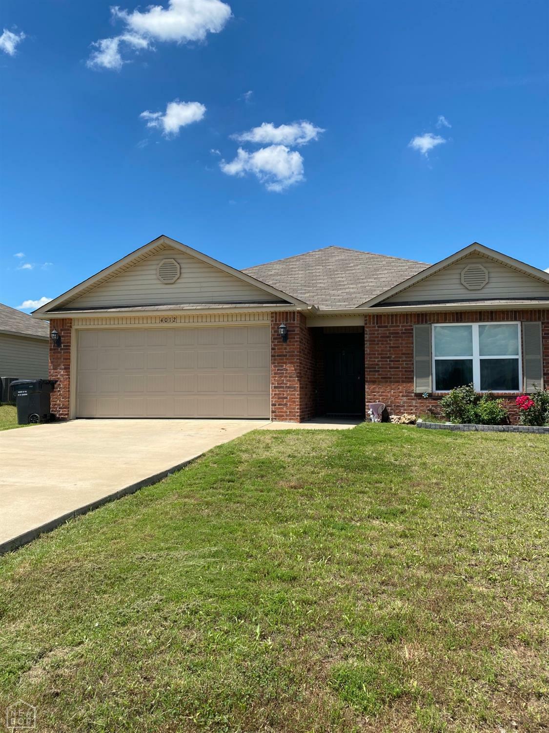 Property Photo:  4012 Willow Pointe Drive  AR 72405 