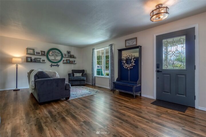 Property Photo:  2317 Hawk Drive  WA 99362 