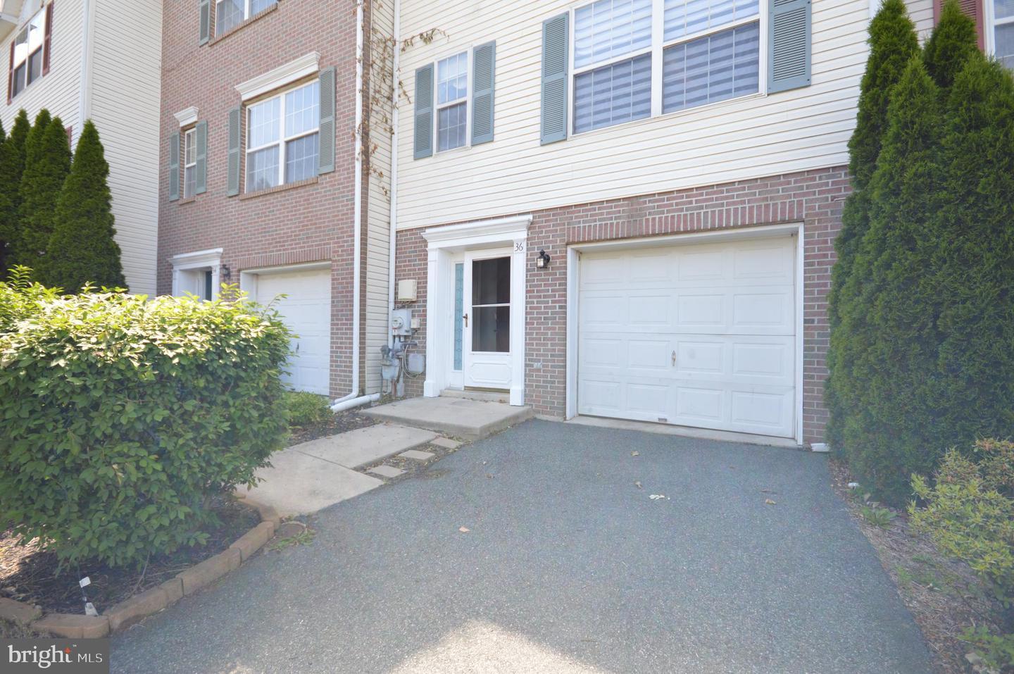 Property Photo:  36 Highland Circle  DE 19713 