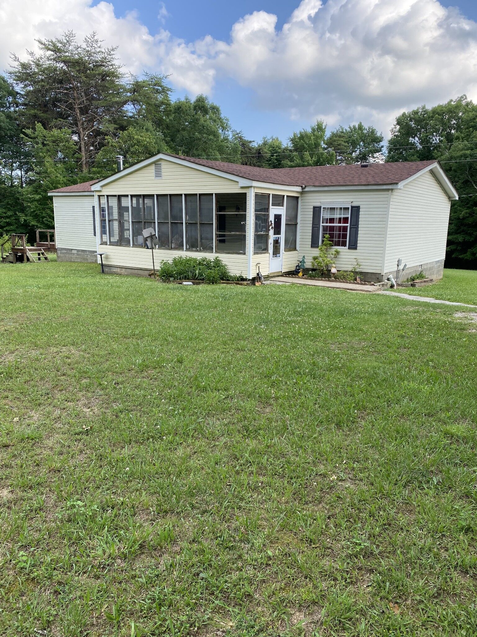 Property Photo: 178 Reel Rd TN 37387