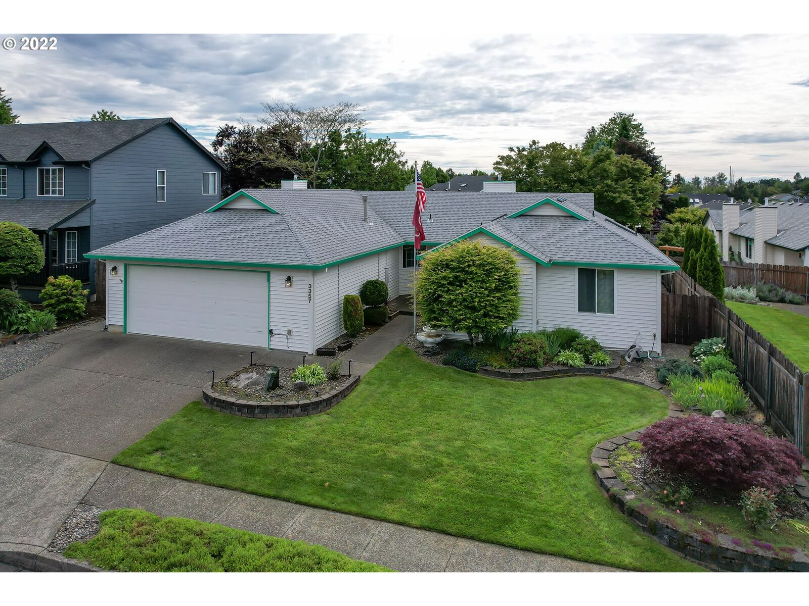 Property Photo:  3357 SW Tegart Ave  OR 97080 