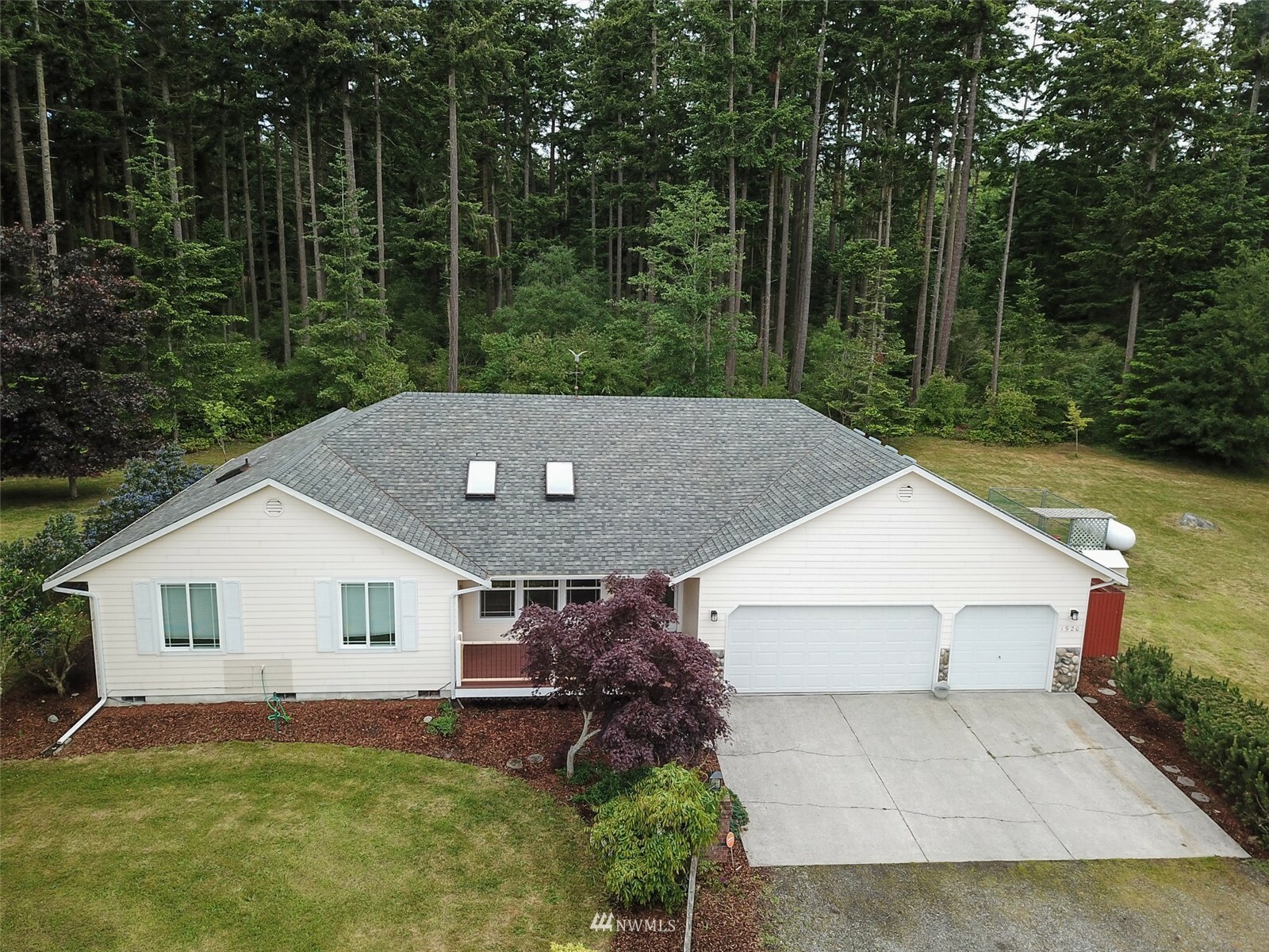 Property Photo:  1920 Hastie Lake Road  WA 98277 