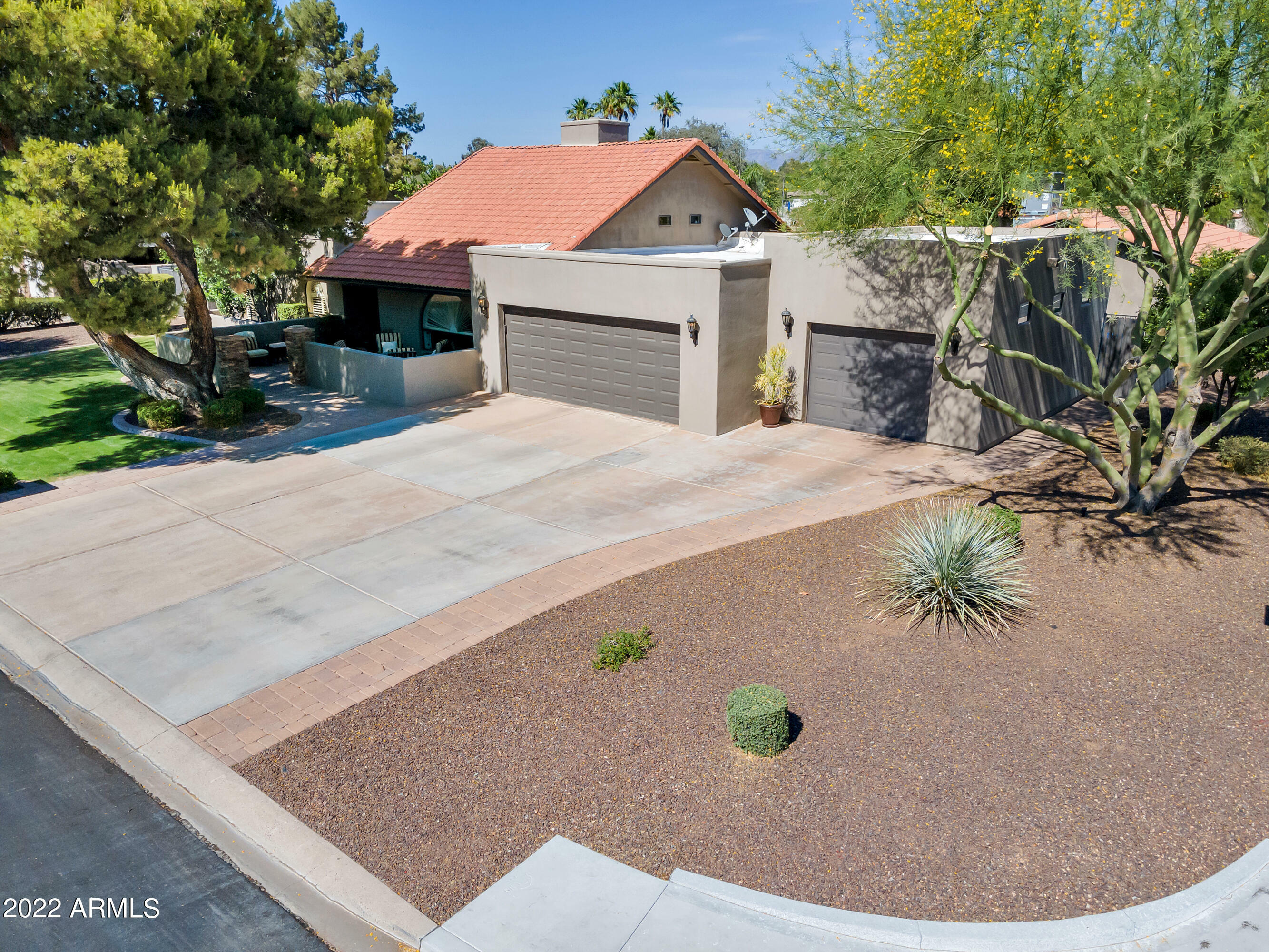 Property Photo:  11401 N 51st Street  AZ 85254 