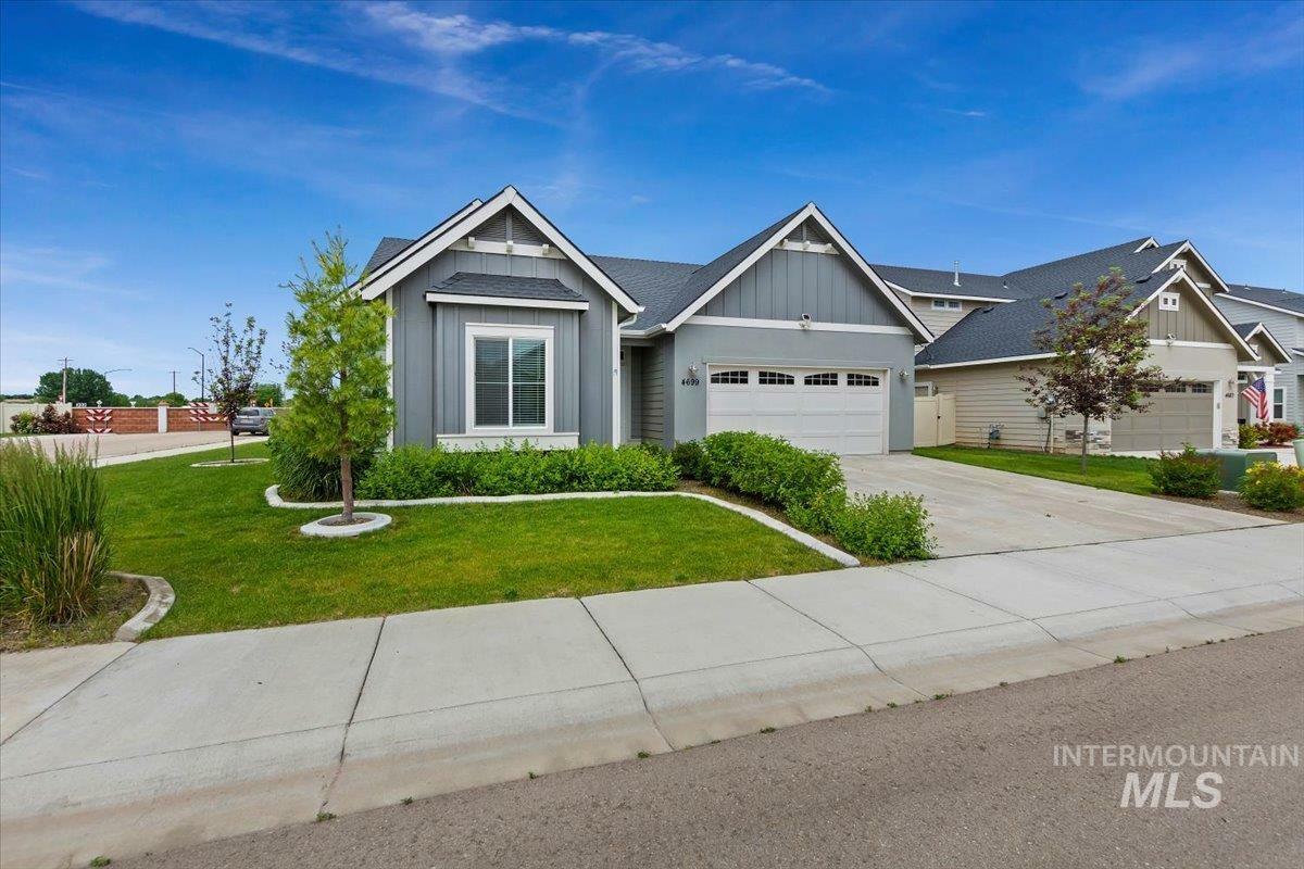 Property Photo:  4699 S Tindaris Avenue  ID 83642 