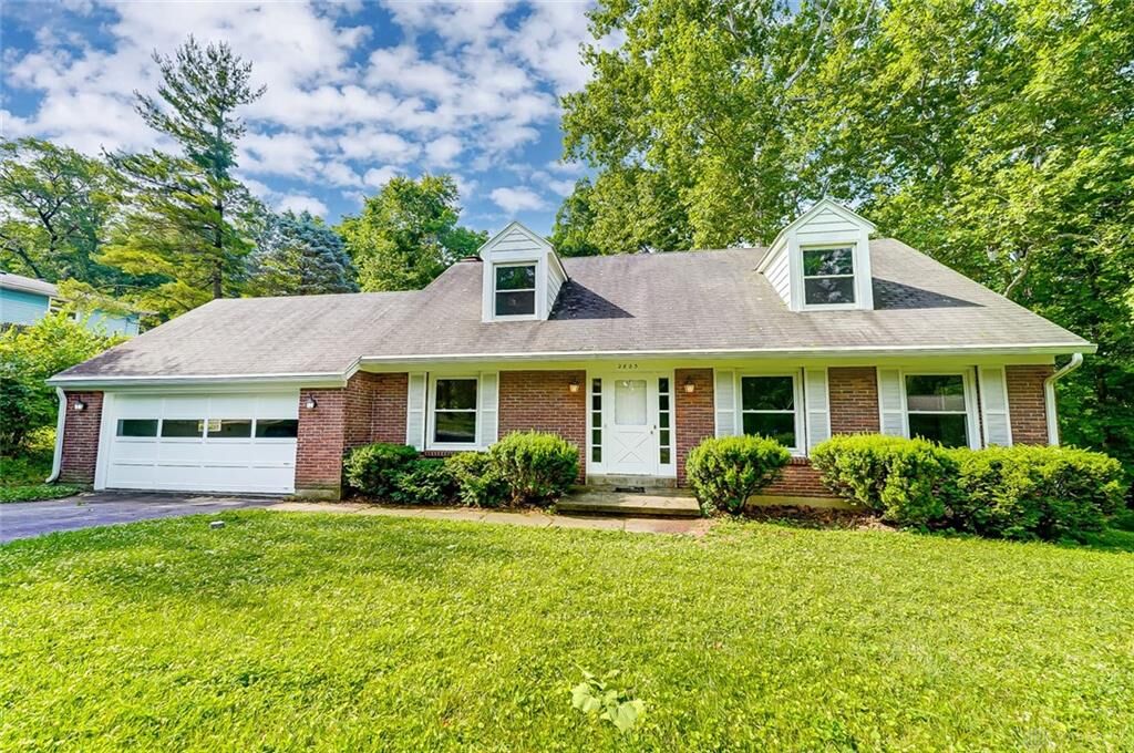 Property Photo: 2823 Woodmont Drive OH 45434