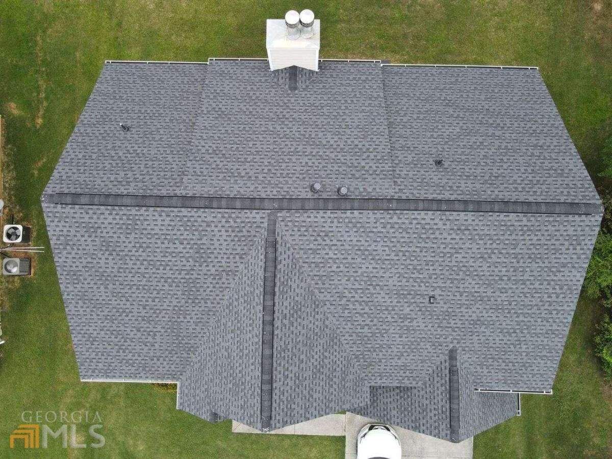 Property Photo:  560 Windsor Way  GA 30213 