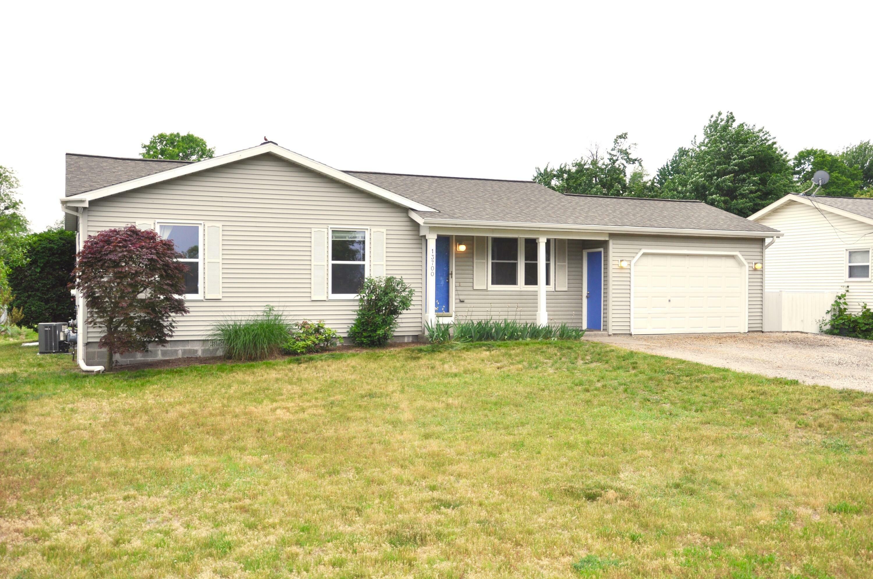 Property Photo: 13700 Quincy Street MI 49424