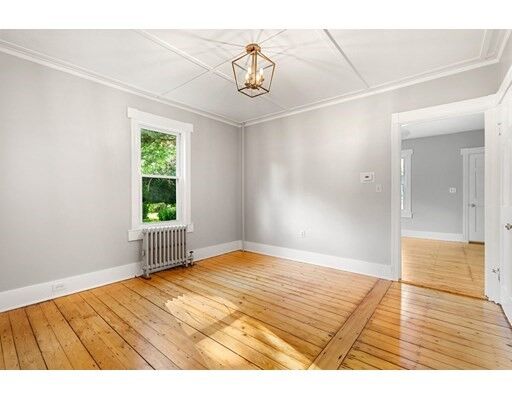 Property Photo:  15 Phillips Court  MA 01845 