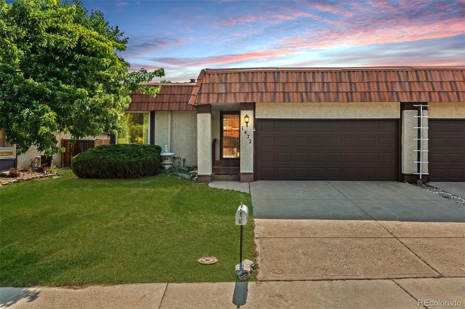 Property Photo:  1472 S Salem Way  CO 80012 