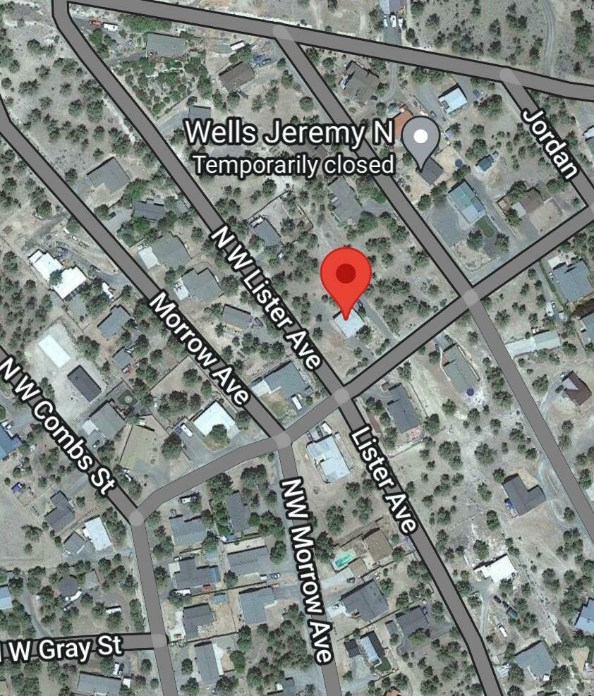 Property Photo: 11532 NW Lister Avenue OR 97754