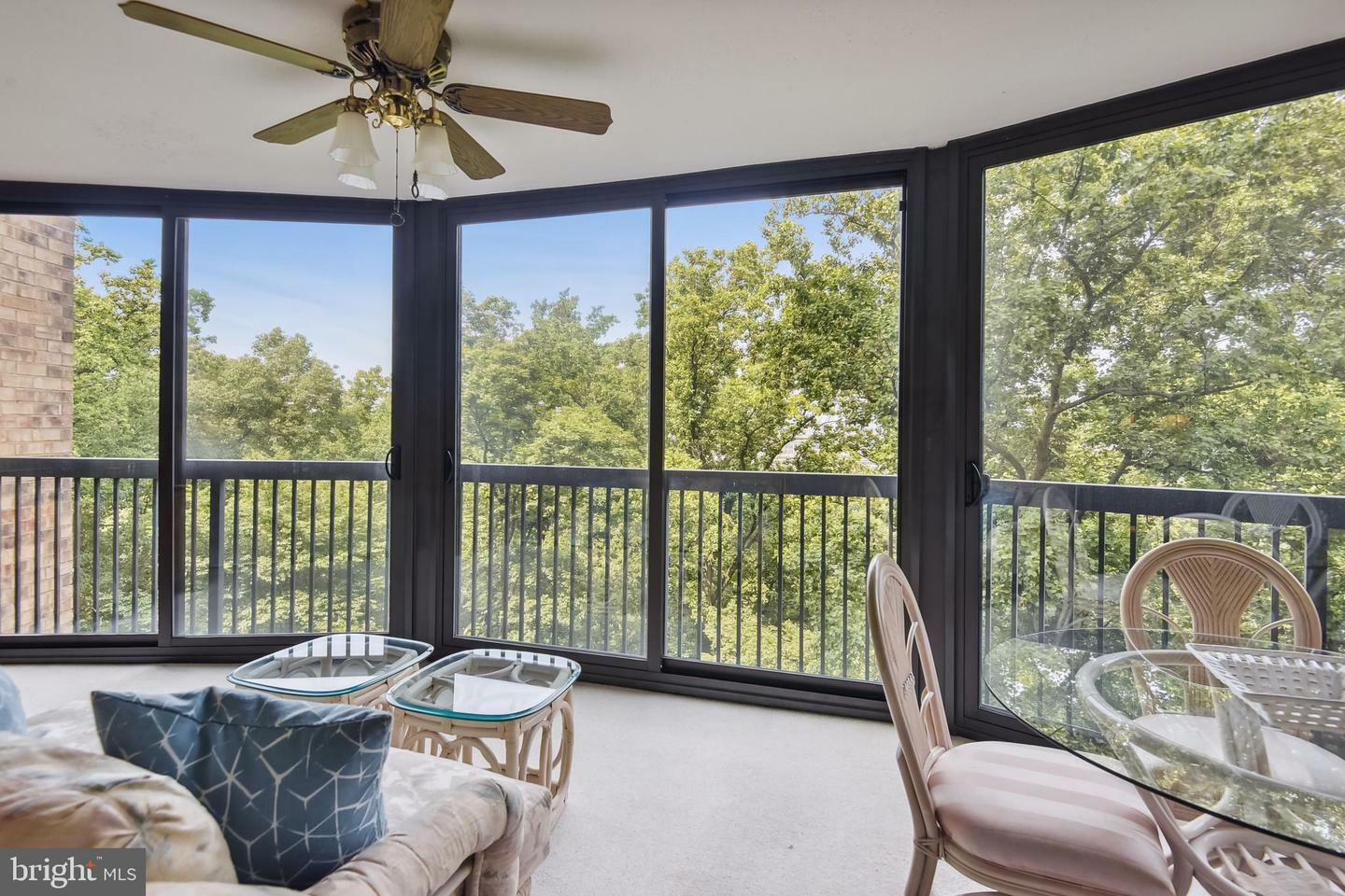5901 Mount Eagle Drive 704  Alexandria VA 22303 photo