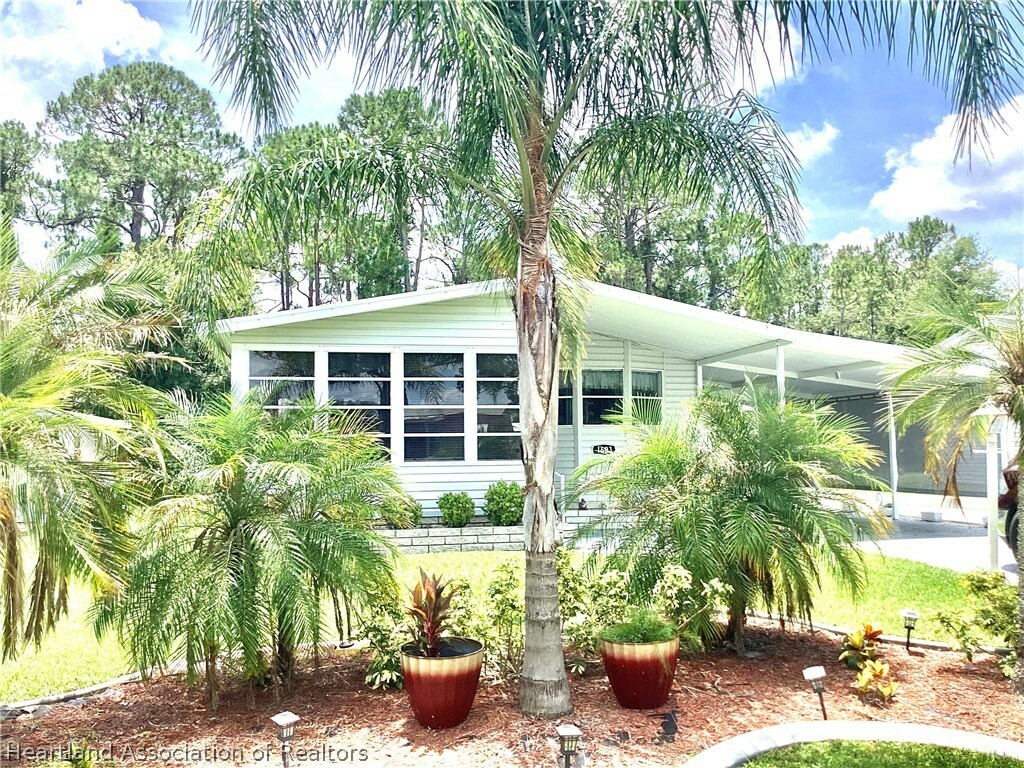 Property Photo:  1603 Bermuda Avenue  FL 33870 