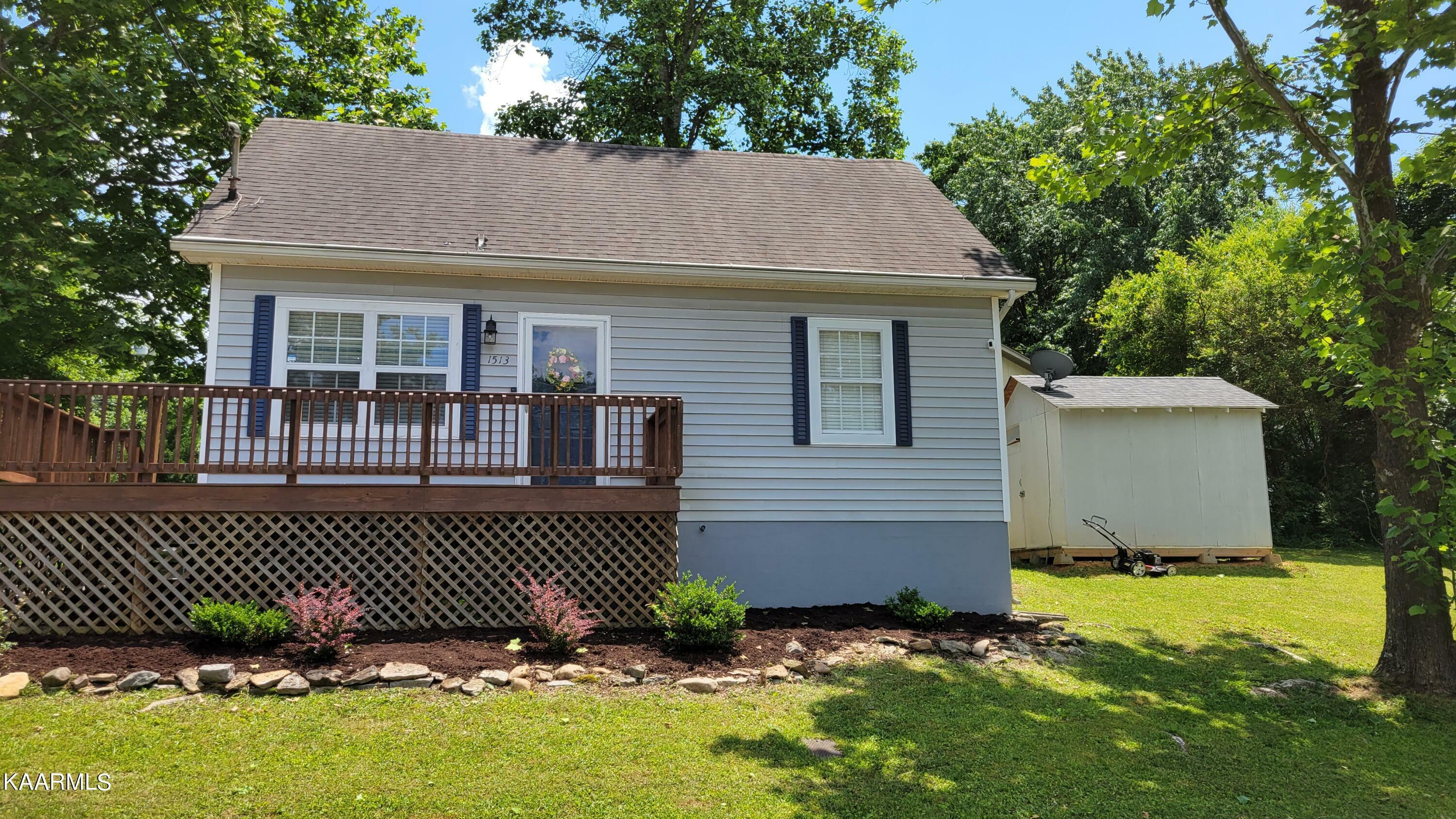 Property Photo:  1513 Rhododendron Court  TN 37931 