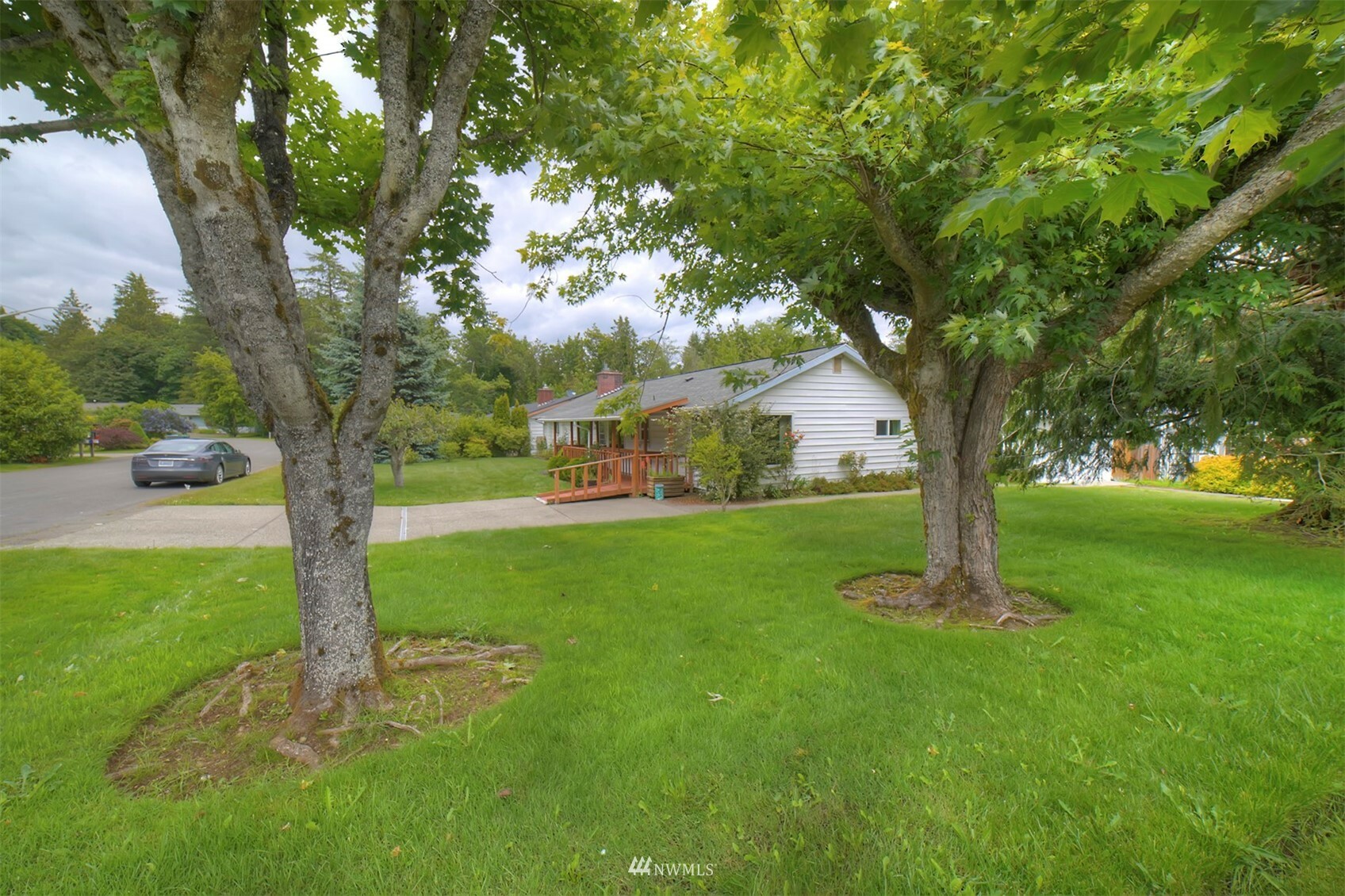 Property Photo:  2510 Greenwood Drive NE  WA 98310 