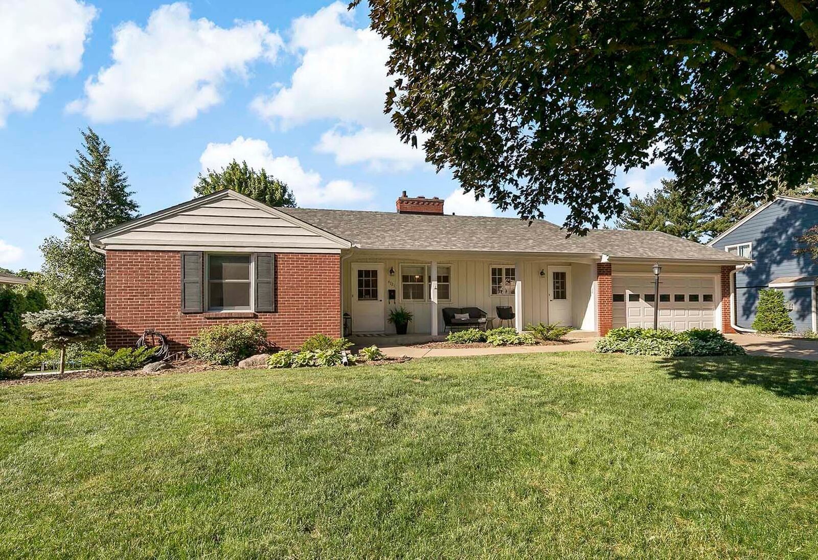 Property Photo:  4721 Wilford Way  MN 55435 