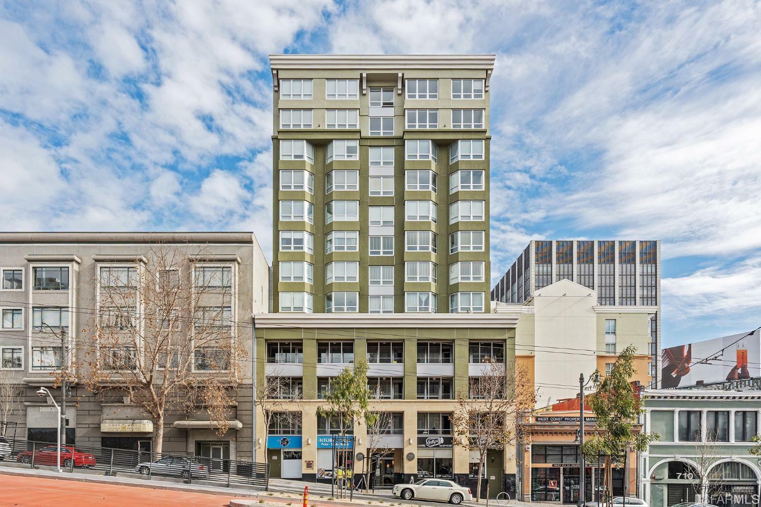 Property Photo:  750 Van Ness Avenue 1204  CA 94102 