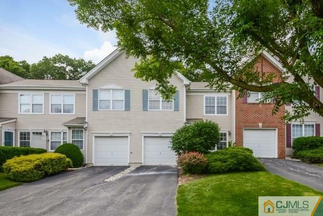 Property Photo: 18 Pennsbury Way 5 NJ 08816