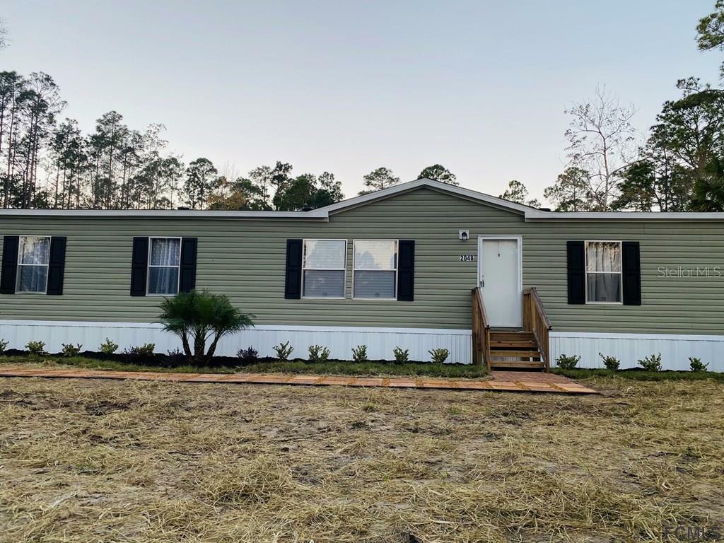 Property Photo:  2048 Lancewood Street  FL 32110 