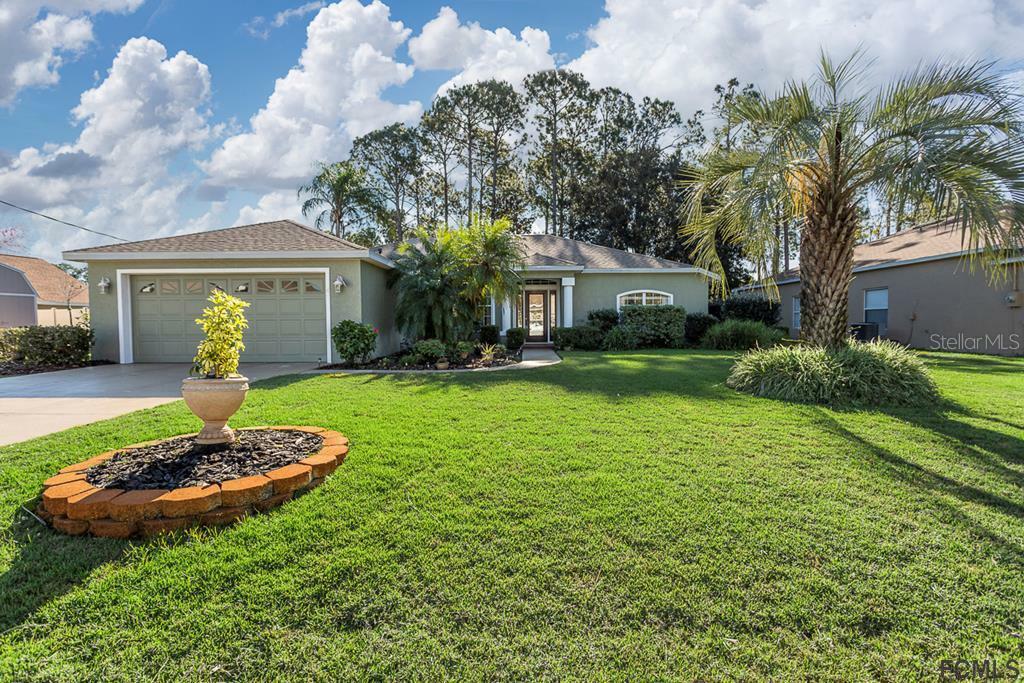 Property Photo: 4 Burning View Lane FL 32137