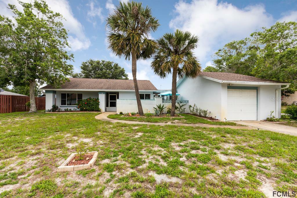 Property Photo: 29 Farrington Lane FL 32137