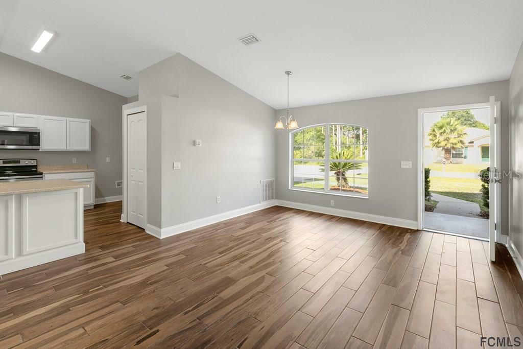 Property Photo: 13 Potomac Drive FL 32164