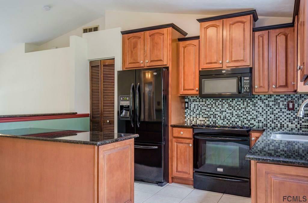Property Photo: 8 Russman Lane FL 32164